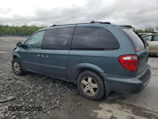 2005 Dodge Caravan SXT with VIN 2D8GP44L45R313203, listed as a Copart auction lot 55309895 with 150,810 mi miles and Salvage Title. Bid and sale history available at DreamBid. Image 2.