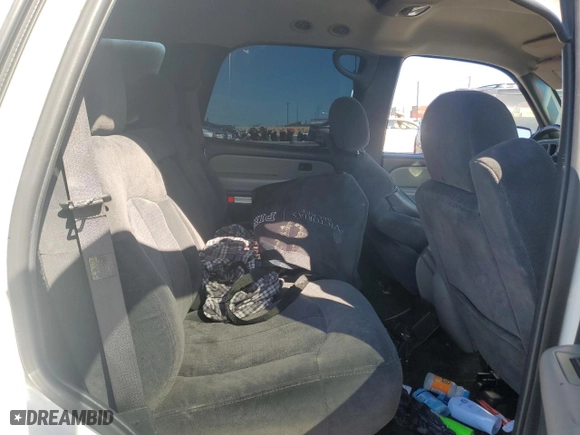 2001 Chevrolet Tahoe LT with VIN 1GNEC13T31R210234, listed as a Copart auction lot 49911815 with 0 mi miles and Salvage Title. Bid and sale history available at carsss.com. Image 11.