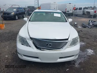 2007 Lexus LS 460 L with VIN JTHGL46F275003065, listed as a IAAI auction lot 42620085 with 238,634 mi miles and . Bid and sale history available at DreamBid. Image 12.