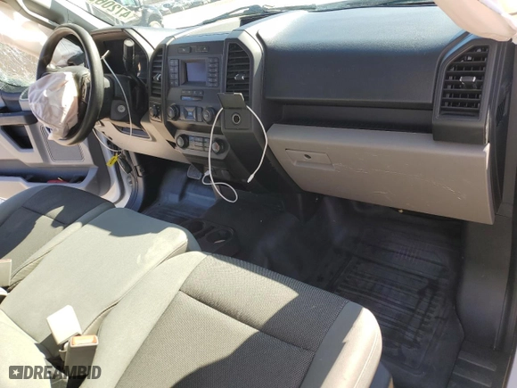 2019 Ford F-150 XL with VIN 1FTMF1CB5KKD81726, listed as a Copart auction lot 47206925 with 183,308 mi miles and Salvage Title. Bid and sale history available at carsss.com. Image 8.