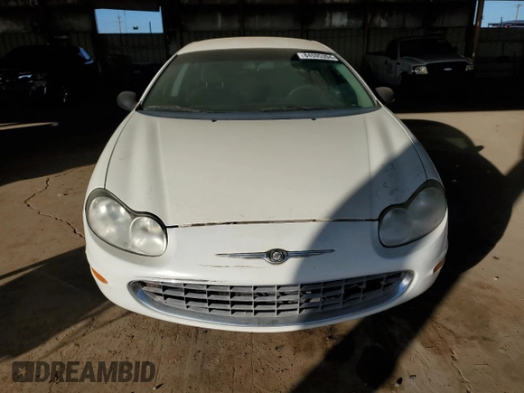 1999 Chrysler Concorde LX z VIN 2C3HD46R5XH515106, wystawiony jako Copart lot #84595304 z przebiegiem 213 960 mil mil oraz Czysty tytuł • Clean title. Historia ofert i sprzedaży dostępna na DreamBid. Obrazek 5.