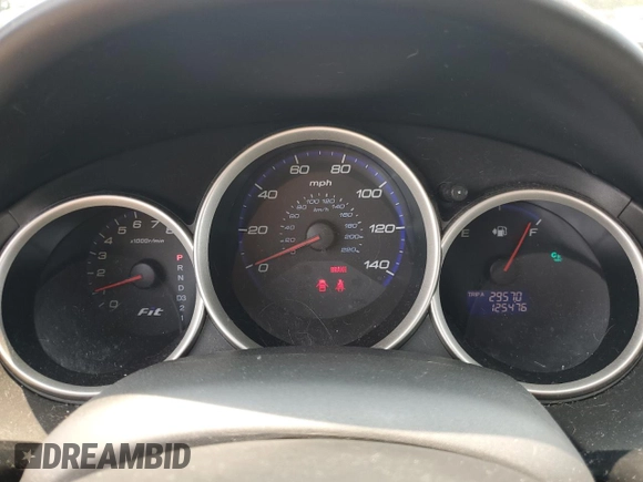 2008 Honda Fit z VIN JHMGD38468S039427, wystawiony jako Copart lot #59571995 z przebiegiem 125 476 mil mil oraz Szkoda całkowita • Salvage title. Historia ofert i sprzedaży dostępna na DreamBid. Obrazek 9.