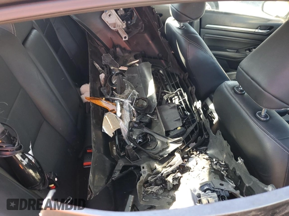 2019 Nissan Altima SL with VIN 1N4BL4EV7KC222134, listed as a Copart auction lot 44501905 with 101,651 mi miles and Salvage Title. Bid and sale history available at DreamBid. Image 13.