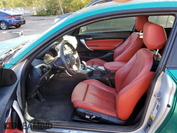 2016 BMW 2 Series M235i xDrive with VIN WBA1J9C5XGV372162, listed as a Copart auction lot 73298184 with 109,005 mi miles and Clean Title. Bid and sale history available at carsss.com. Image 7.