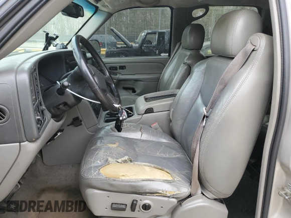 2006 Chevrolet Suburban Z71 with VIN 3GNFK16Z16G115704, listed as a Copart auction lot 52388955 with 274,722 mi miles and Salvage Title. Bid and sale history available at DreamBid. Image 7.