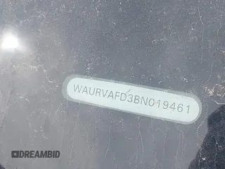 2011 Audi A8 z VIN WAURVAFD3BN019461, wystawiony jako IAAI lot #42211319 z przebiegiem 151 936 mil mil oraz . Historia ofert i sprzedaży dostępna na DreamBid. Obrazek 9.
