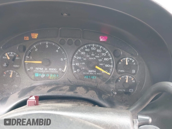 2000 Chevrolet Blazer LS z VIN 1GNCT18W6YK288858, wystawiony jako IAAI lot #42344368 z przebiegiem 207 183 mil mil oraz . Historia ofert i sprzedaży dostępna na DreamBid. Obrazek 7.
