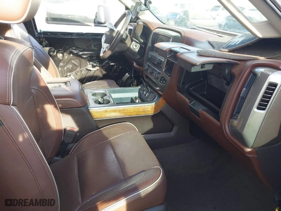 2017 Chevrolet Silverado 1500 High Country with VIN 3GCUKTEC1HG374947, listed as a IAAI auction lot 41479342 with 115,434 mi miles. Bid and sale history available at carsss.com. Image 5.
