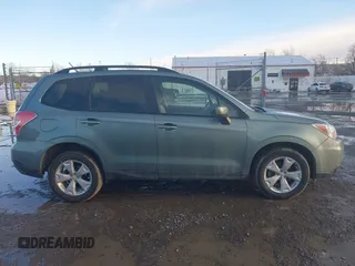 2015 Subaru Forester 2.5i Premium with VIN JF2SJADC4FH425314, listed as a IAAI auction lot 41656728 with 92,924 mi miles. Bid and sale history available at carsss.com. Image 13.