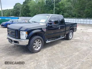 2008 Ford F-250 XL z VIN 1FTSX21R98EB88478, wystawiony jako IAAI lot #42561418 z przebiegiem 268 969 mil mil oraz . Historia ofert i sprzedaży dostępna na DreamBid. Obrazek 2.