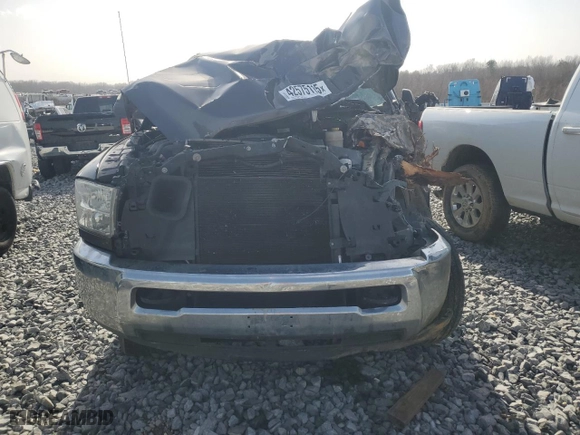 2018 Ram 2500 Tradesman with VIN 3C6UR5CL9JG327382, listed as a Copart auction lot 42575115 with 244,782 mi miles and Salvage Title. Bid and sale history available at carsss.com. Image 5.