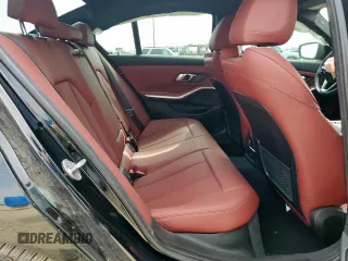 2023 BMW 3 Series 330i with VIN 3MW69FF08P8D30427, listed as a Copart auction lot 58085895 with 27,608 mi miles and Salvage title. Bid and sale history available at DreamBid. Image 10.