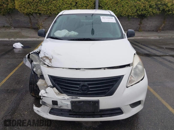 2014 Nissan Versa SV with VIN 3N1CN7AP4EL850102, listed as a IAAI auction lot 41729642 with 181,514 mi miles. Bid and sale history available at carsss.com. Image 12.