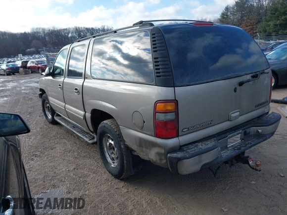 2002 Chevrolet Suburban LS with VIN 1GNFK16Z92J109951, listed as a IAAI auction lot 41685362 with 312,140 mi miles. Bid and sale history available at carsss.com. Image 3.
