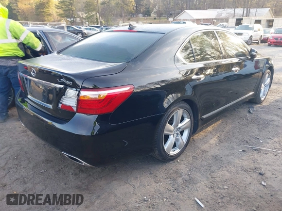 2011 Lexus LS 460 z VIN JTHBL5EF6B5104359, wystawiony jako IAAI lot #41808178 z przebiegiem 215 808 mil mil oraz . Historia ofert i sprzedaży dostępna na DreamBid. Obrazek 4.