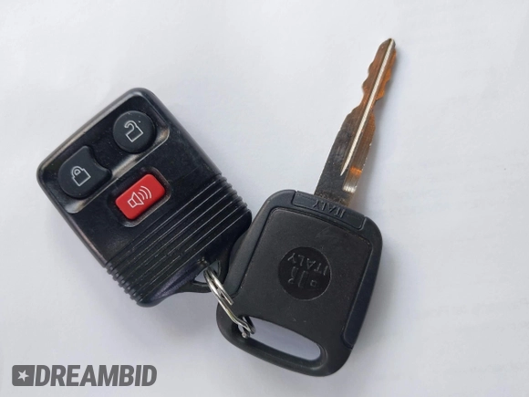 2006 Ford Escape XLT with VIN 1FMCU03166KB34803, listed as a IAAI auction lot 42425651 with 178,008 mi miles and . Bid and sale history available at DreamBid. Image 11.
