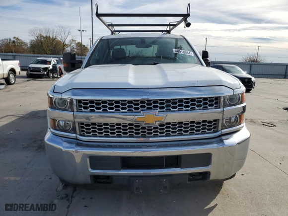 2019 Chevrolet Silverado 2500HD Work Truck with VIN 2GC2CREGXK1133768, listed as a Copart auction lot 80918994 with 149,441 mi miles and Salvage Title. Bid and sale history available at carsss.com. Image 5.