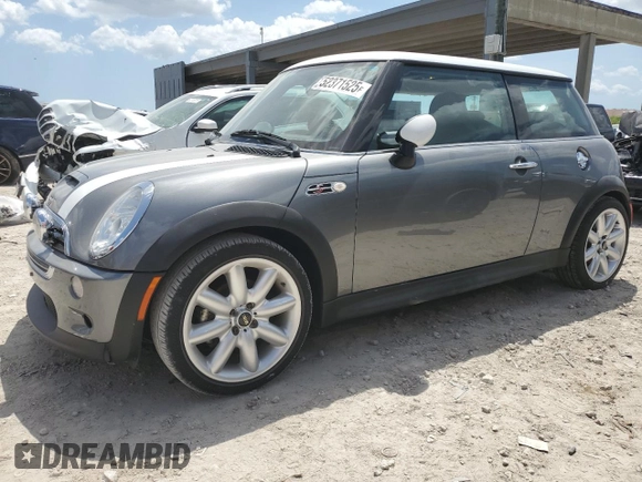 2002 MINI Hardtop S with VIN WMWRE33492TD51046, listed as a Copart auction lot 52371525 with 19,112 mi miles and Non Repairable. Bid and sale history available at DreamBid. Image 1.