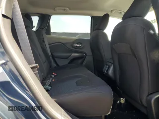 2019 Jeep Cherokee Latitude с VIN 1C4PJMCB7KD422598, выставлен на аукционе Copart как лот 57703545 с пробегом 111 699 миль миль и Списание • Salvage title. История ставок и продаж доступна на DreamBid. Изображение 11.
