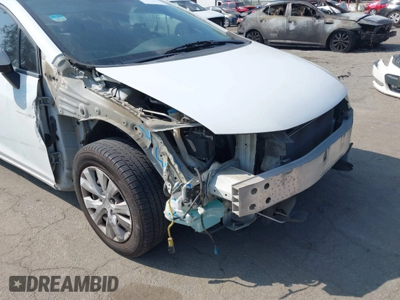 2012 Honda Civic Cpe LX with VIN 2HGFG3B5XCH564353, listed as a IAAI auction lot 42109955 with 158,331 mi miles. Bid and sale history available at carsss.com. Image 6.