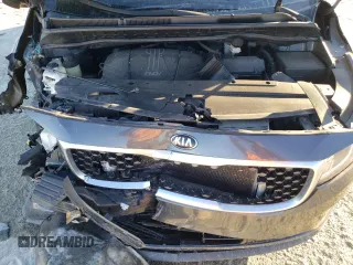 2018 Kia Sedona LX with VIN KNDMB5C17J6405820, listed as a Copart auction lot 88976525 with 110,658 mi miles and Non Repairable. Bid and sale history available at carsss.com. Image 12.