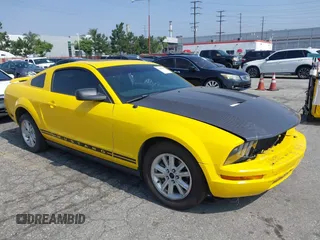 2006 Ford Mustang Standard with VIN 1ZVFT80N265174513, listed as a IAAI auction lot 42454005 with 112,349 mi miles and . Bid and sale history available at DreamBid. Image 1.