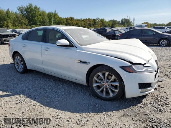 2019 Jaguar XF 25t Premium with VIN SAJBJ4FX0KCY76653, listed as a Copart auction lot 75358164 with 12,403 mi miles and Salvage Title. Bid and sale history available at carsss.com. Image 4.