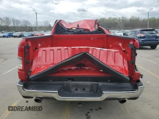 2021 Ram 1500 Big Horn z VIN 1C6SRFMT0MN796805, wystawiony jako Copart lot #51734255 z przebiegiem 83 877 mil mil oraz Szkoda całkowita • Salvage title. Historia ofert i sprzedaży dostępna na DreamBid. Obrazek 6.