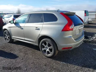 2015 Volvo XC60 T6 Platinum with VIN YV4902RM4F2733932, listed as a IAAI auction lot 41321986 with 103,845 mi miles. Bid and sale history available at carsss.com. Image 3.