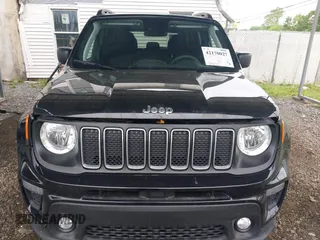 2023 Jeep Renegade Latitude z VIN ZACNJDB12PPP61730, wystawiony jako IAAI lot #42170027 z przebiegiem 24 174 mil mil oraz . Historia ofert i sprzedaży dostępna na DreamBid. Obrazek 12.