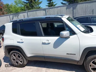 2017 Jeep Renegade Limited z VIN ZACCJBDBXHPG41356, wystawiony jako IAAI lot #42645193 z przebiegiem 64 462 mil mil oraz . Historia ofert i sprzedaży dostępna na DreamBid. Obrazek 13.