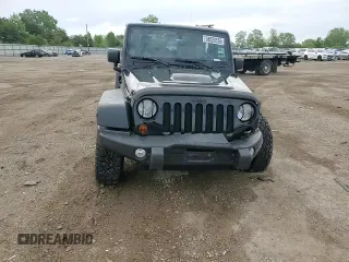 2013 Jeep Wrangler Unlimited Sahara with VIN 1C4BJWEG8DL584909, listed as a Copart auction lot 58520555 with 91,633 mi miles and Salvage title. Bid and sale history available at DreamBid. Image 13.