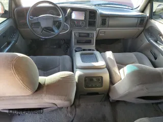 2003 Chevrolet Tahoe LS with VIN 1GNEC13T43R142268, listed as a Copart auction lot 88926345 with 202,145 mi miles and Salvage Title. Bid and sale history available at carsss.com. Image 8.