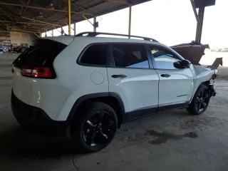 2017 Jeep Cherokee Altitude with VIN 1C4PJLAB3HW661754, listed as a Copart auction lot 64580105 with 62,427 mi miles and Salvage title. Bid and sale history available at DreamBid. Image 3.