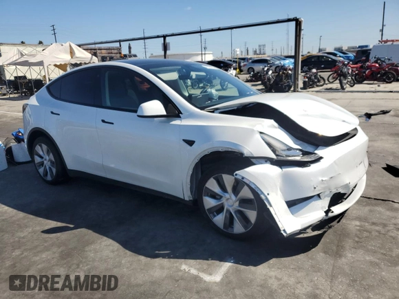 2022 Tesla Model Y Long Range with VIN 7SAYGDEE8NF340096, listed as a Copart auction lot 49357995 with 40,320 mi miles and Salvage Title. Bid and sale history available at carsss.com. Image 4.