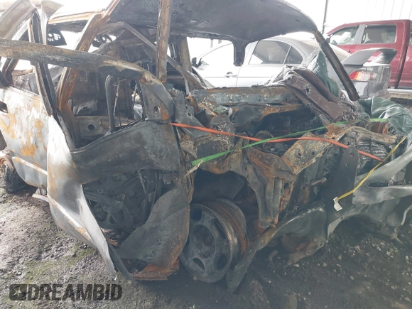 1999 Chevrolet Tahoe Z71 z VIN 1GNEK13R3XJ455517, wystawiony jako IAAI lot #39726972 z przebiegiem Nie podano mil oraz . Historia ofert i sprzedaży dostępna na DreamBid. Obrazek 5.