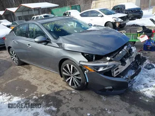 2019 Nissan Altima 2.5 Platinum with VIN 1N4BL4FWXKC158811, listed as a IAAI auction lot 41258530 with 64,779 mi miles. Bid and sale history available at carsss.com. Image 1.