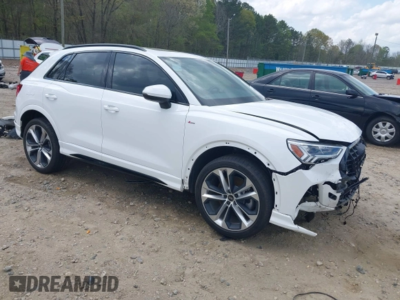 2022 Audi Q3 S line Premium Plus z VIN WA1EECF31N1148535, wystawiony jako IAAI lot #41947659 z przebiegiem 31 880 mil mil oraz . Historia ofert i sprzedaży dostępna na DreamBid. Obrazek 1.