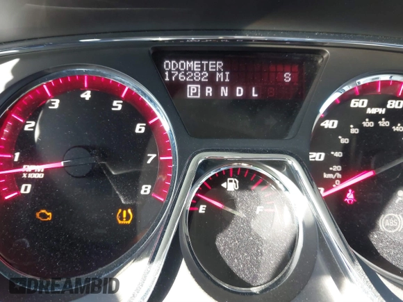 2014 GMC Acadia SLT with VIN 1GKKVSKD7EJ274677, listed as a IAAI auction lot 41240964 with 176,282 mi miles. Bid and sale history available at carsss.com. Image 16.