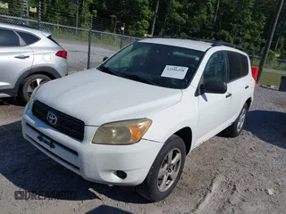 2008 Toyota RAV4 with VIN JTMZD33V886057057, listed as a IAAI auction lot 42056398 with 264,675 mi miles. Bid and sale history available at carsss.com. Image 2.