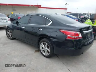 2013 Nissan Altima SV with VIN 1N4AL3AP0DC287021, listed as a IAAI auction lot 42177444 with 163,462 mi miles and . Bid and sale history available at carsss.com. Image 3.