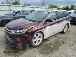2017 Toyota Highlander Limited with VIN 5TDDZRFH0HS405454, listed as a Copart auction lot 58014445 with 107,647 mi miles and Clean title. Bid and sale history available at DreamBid. Image 1.