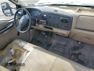2007 Ford F-250 XL with VIN 1FTNF21597EA76663, listed as a Copart auction lot 41736475 with 163,956 mi miles and Salvage Title. Bid and sale history available at DreamBid. Image 8.