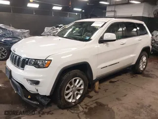 2022 Jeep Grand Cherokee WK Laredo X with VIN 1C4RJFAG4NC175117, listed as a IAAI auction lot 41498456 with NaN miles. Bid and sale history available at carsss.com. Image 17.