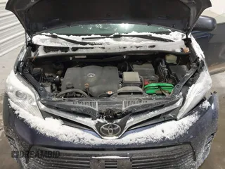 2018 Toyota Sienna LE with VIN 5TDJZ3DC3JS206783, listed as a IAAI auction lot 41597760 with 138,190 mi miles and . Bid and sale history available at DreamBid. Image 10.
