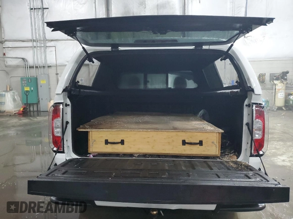 2022 GMC Canyon 4WD Denali with VIN 1GTG6EEN3N1318081, listed as a Copart auction lot 45707795 with 46,882 mi miles and Salvage Title. Bid and sale history available at carsss.com. Image 6.