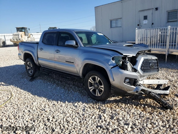 2018 Toyota Tacoma SR5 with VIN 5TFAZ5CN3JX062127, listed as a Copart auction lot 41799145 with NaN miles and Clean Title. Bid and sale history available at carsss.com. Image 4.