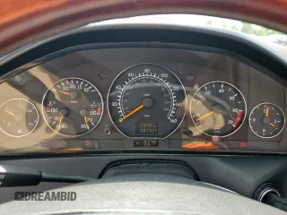 1999 Mercedes-Benz SL 500 z VIN WDBFA68F6XF174406, wystawiony jako Copart lot #59990425 z przebiegiem 87 234 mil mil oraz Szkoda całkowita • Salvage title. Historia ofert i sprzedaży dostępna na DreamBid. Obrazek 9.