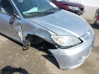 2004 Honda Civic LX with VIN 2HGES166X4H901171, listed as a IAAI auction lot 41895184 with 276,930 mi miles. Bid and sale history available at carsss.com. Image 6.