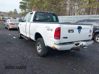 2003 Ford F-150 XL with VIN 1FTRX18W43NB84285, listed as a IAAI auction lot 41494919 with 197,352 mi miles. Bid and sale history available at carsss.com. Image 3.